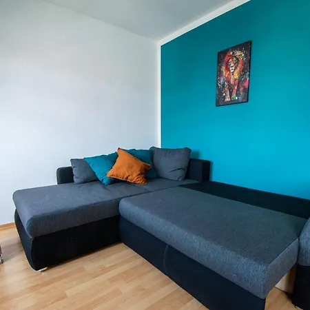 Blue Chili 99 - Grosszuegiges Loft Wlan Boxspringbett Bis 4 Pers Appartement *