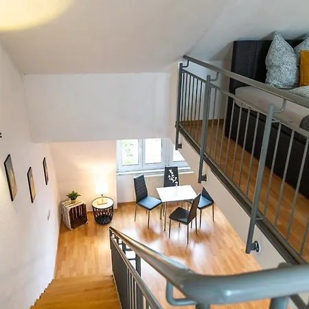 Blue Chili 99 - Grosszuegiges Loft Wlan Boxspringbett Bis 4 Pers Daire *