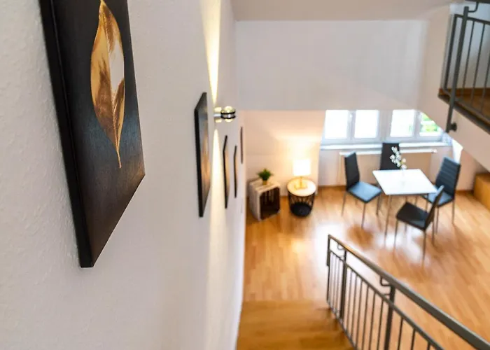 Blue Chili 99 - Grosszuegiges Loft Wlan Boxspringbett Bis 4 Pers Leipzig